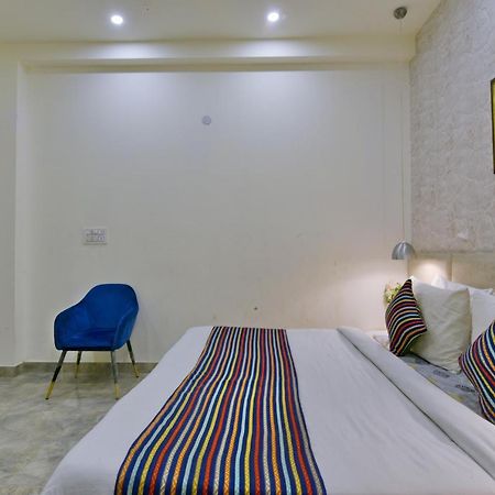 Hotel Fortune Inn By F9 Hotels Noida Bagian luar foto