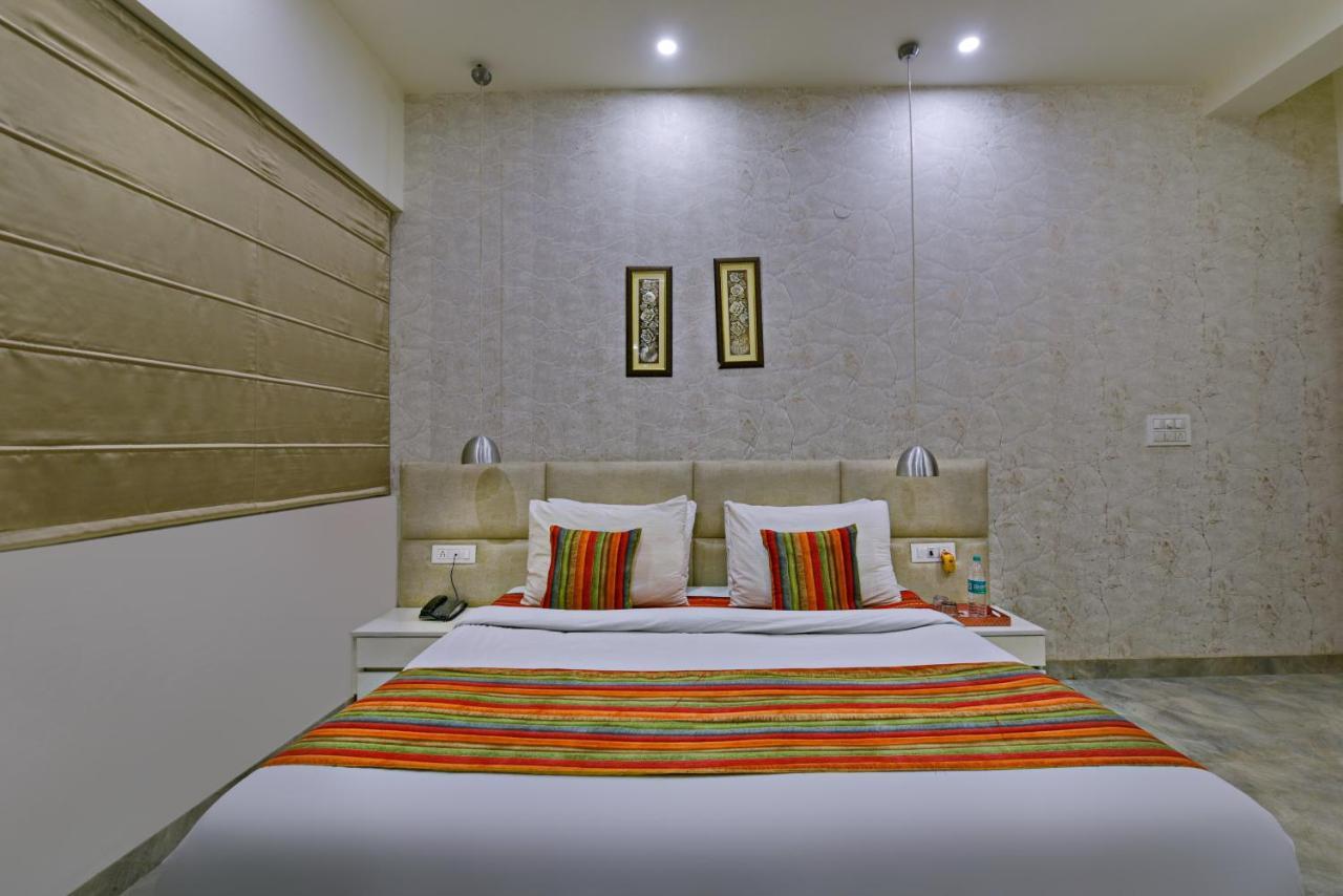 Hotel Fortune Inn By F9 Hotels Noida Bagian luar foto