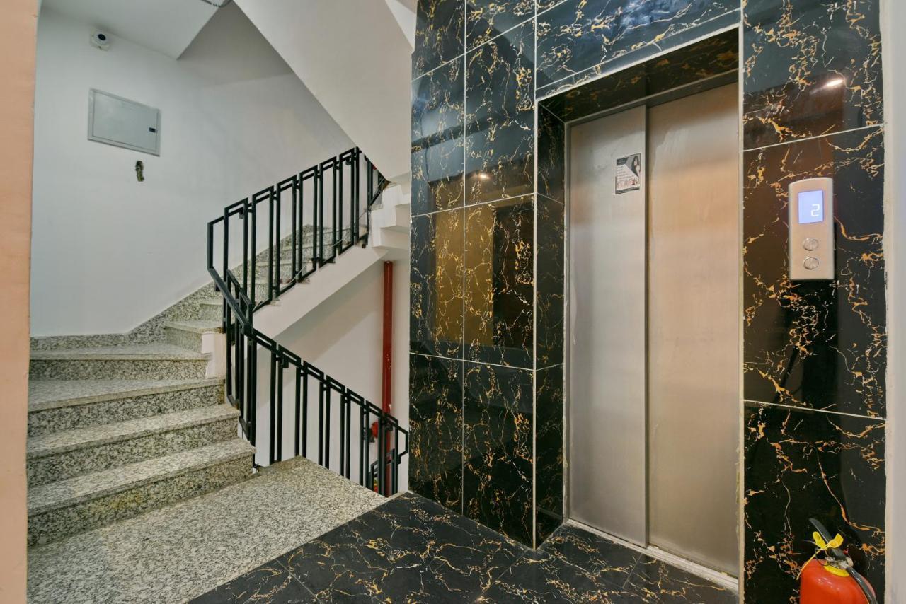 Hotel Fortune Inn By F9 Hotels Noida Bagian luar foto