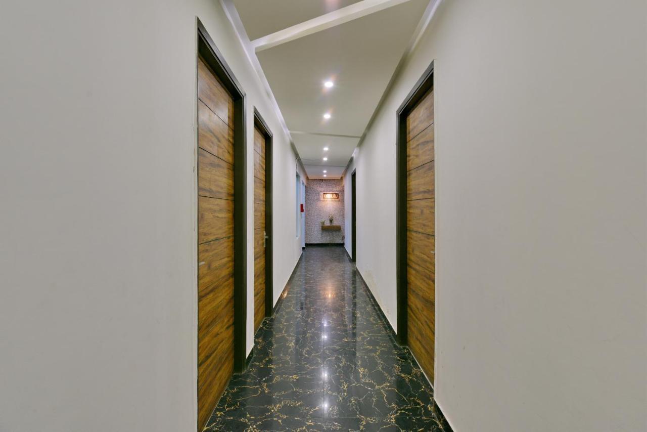 Hotel Fortune Inn By F9 Hotels Noida Bagian luar foto