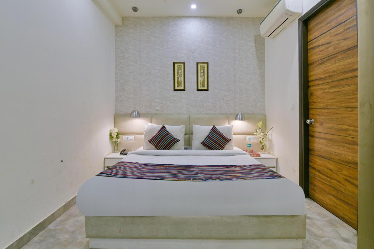 Hotel Fortune Inn By F9 Hotels Noida Bagian luar foto
